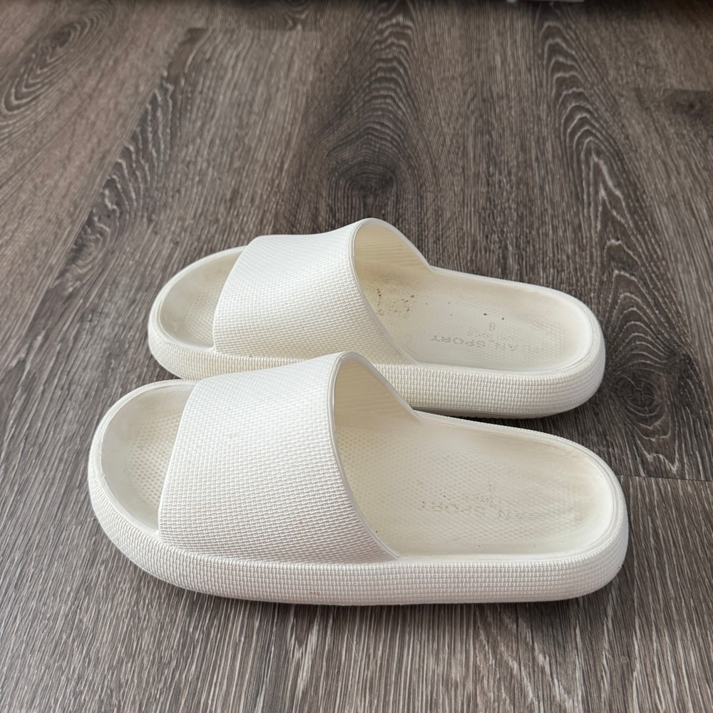 Platform slides - Picture 4 of 6